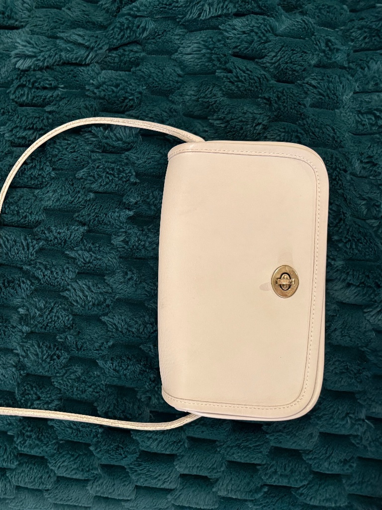Vintage Coach Cross Body (1983?) Bag